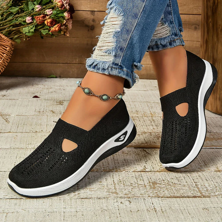 Danna | Relaxed Fit Shoes